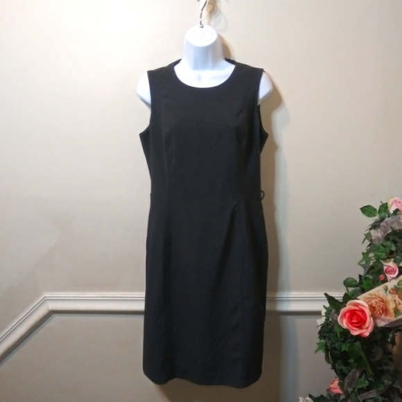 Vicky Tiel American Fashion & Couture Designer Charcoal Gray Sheath Dress - Picture 4 of 13
